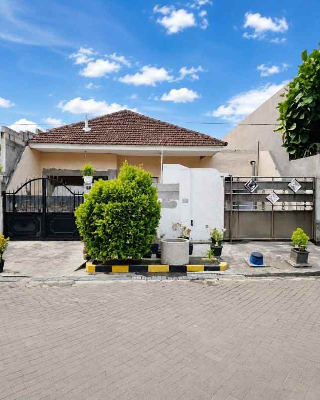 dijual rumah sidotopo wetan indah