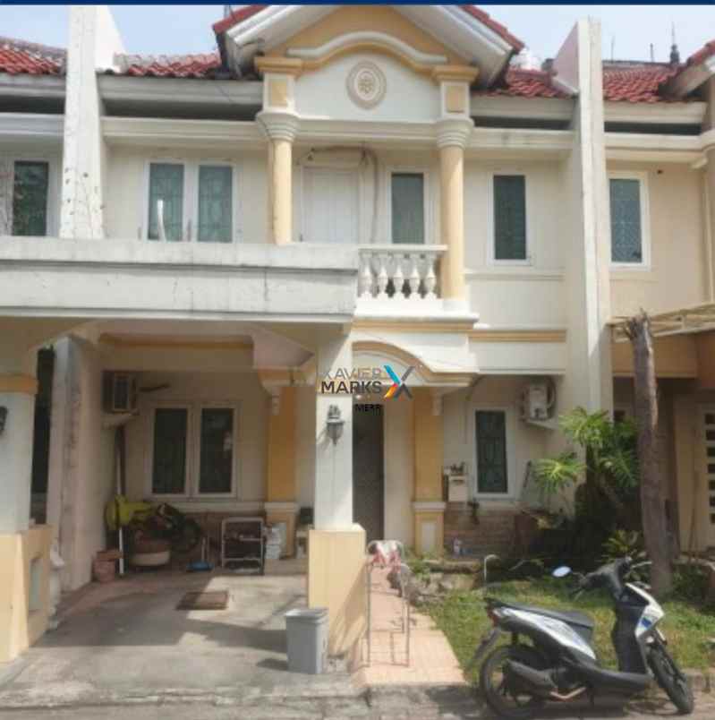 dijual rumah sorento pakuwon city siap huni