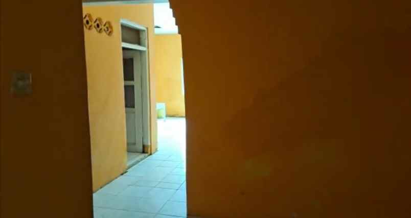 dijual rumah strategis