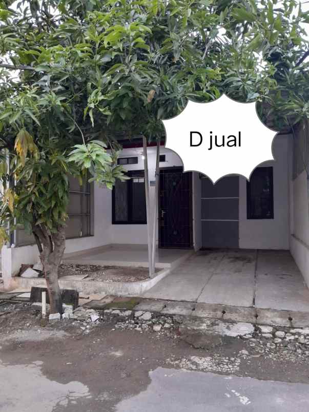 dijual rumah strategis