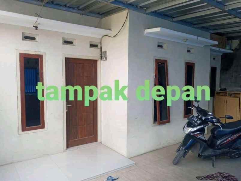 dijual rumah strategis