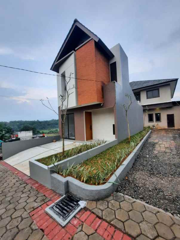 dijual rumah sukahati kec cibinong