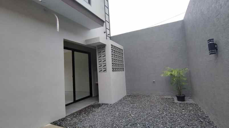 dijual rumah sukahati kec cibinong