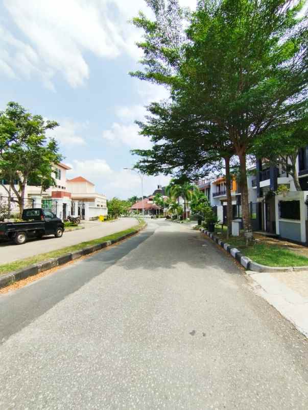 dijual rumah sukajadi