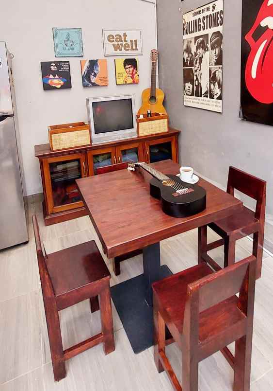 dijual rumah sumberarum