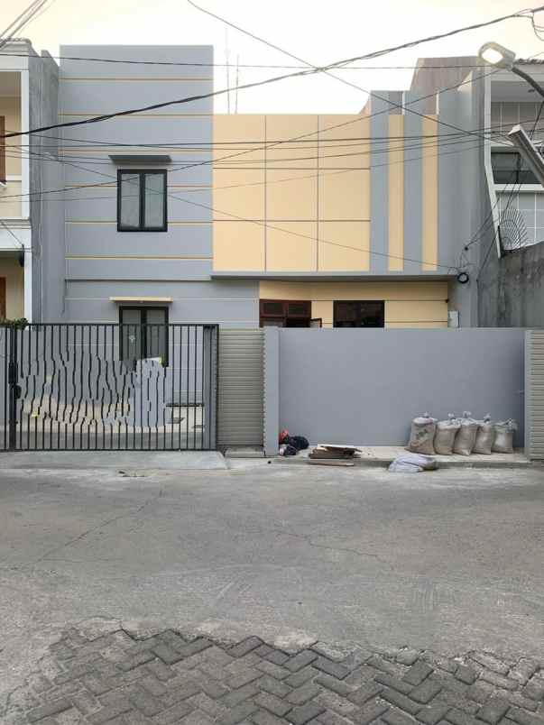 dijual rumah sunter agung