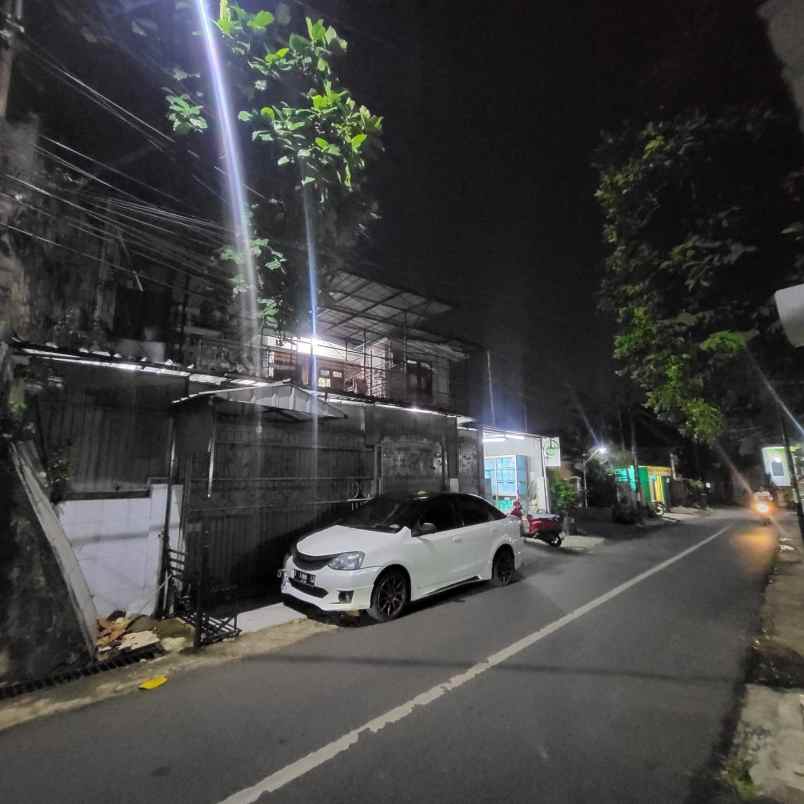 dijual rumah susukan