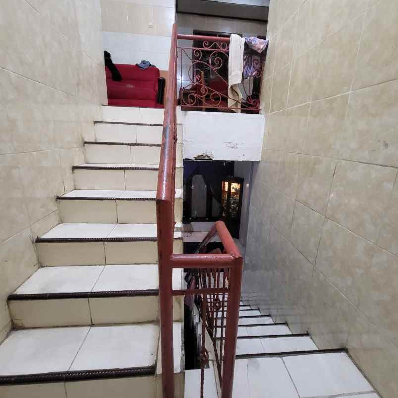 dijual rumah susukan