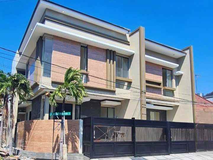 dijual rumah sutorejo prima