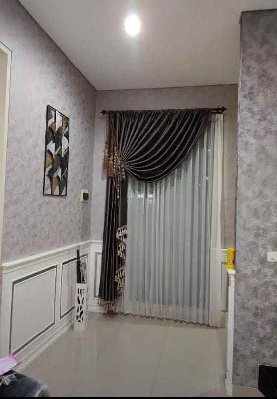 dijual rumah sutorejo timur