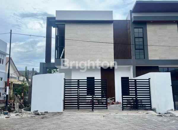 dijual rumah sutorejo timur