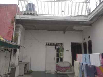 dijual rumah taman baru