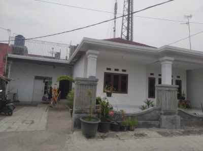 dijual rumah taman baru