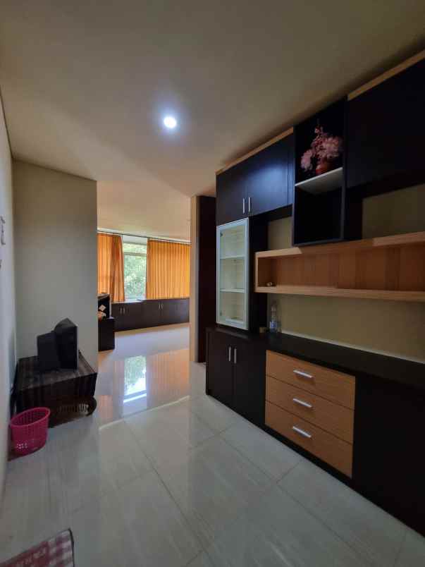 dijual rumah taman dayu montana hills