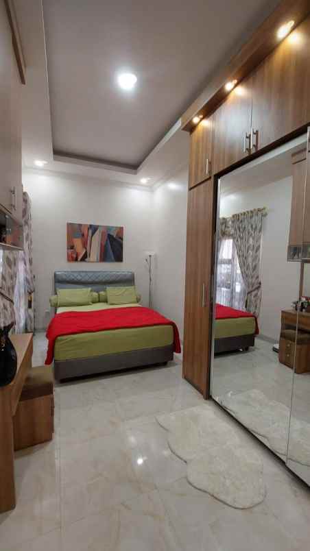 dijual rumah taman pulo indah