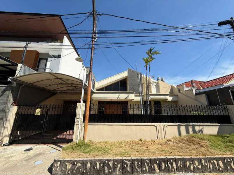 dijual rumah taman villa kalijudan