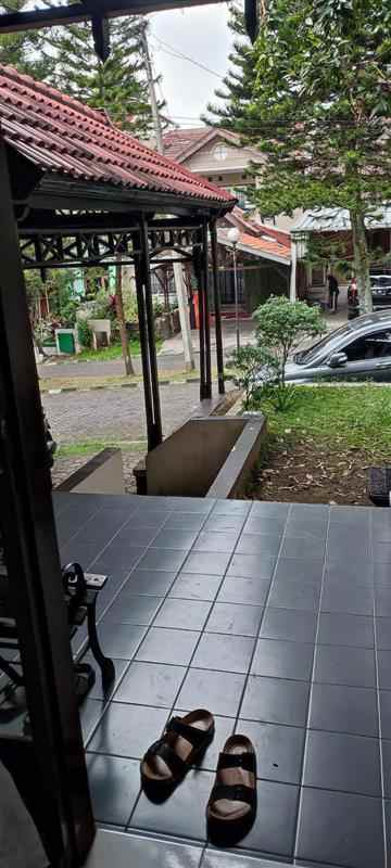 dijual rumah tamansari bukit bandung