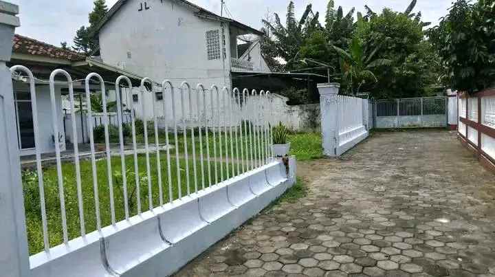 dijual rumah tanah pusat kota banyuwangi