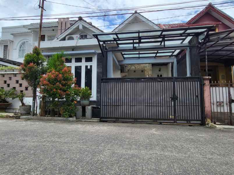 dijual rumah tanah sereal