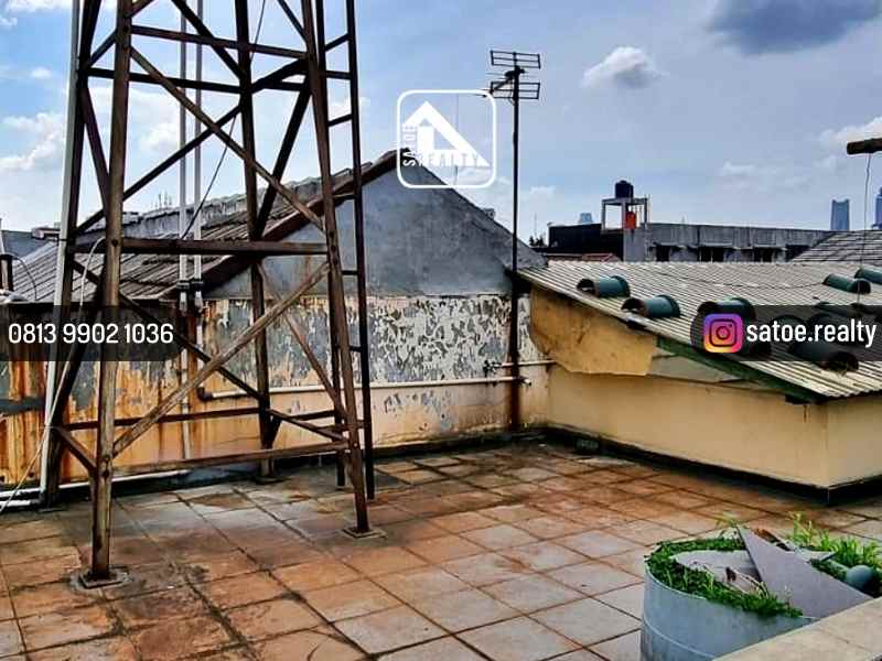 dijual rumah tegal parang mampang