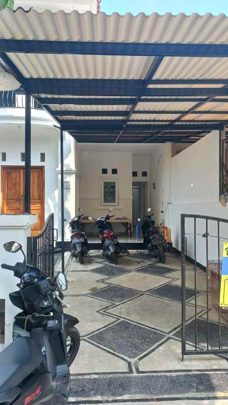 dijual rumah telaga kahuripan