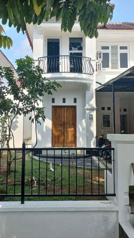 dijual rumah telaga kahuripan