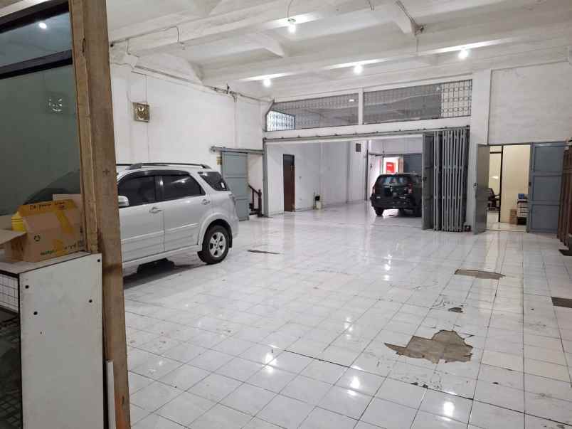 dijual rumah tempat usaha jl gatot subroto bandung