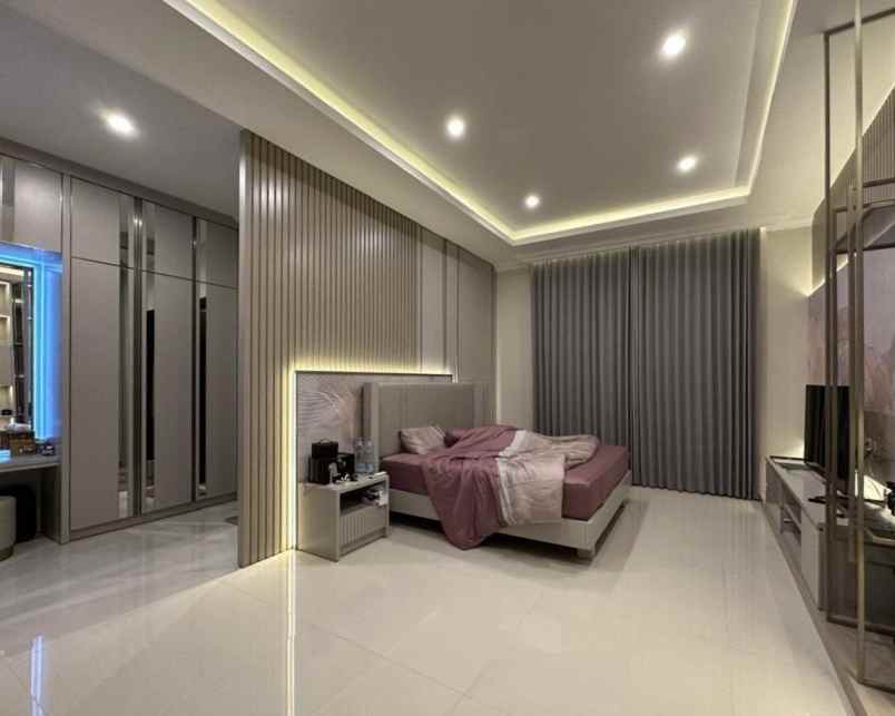 dijual rumah the mansion pakuwon indah