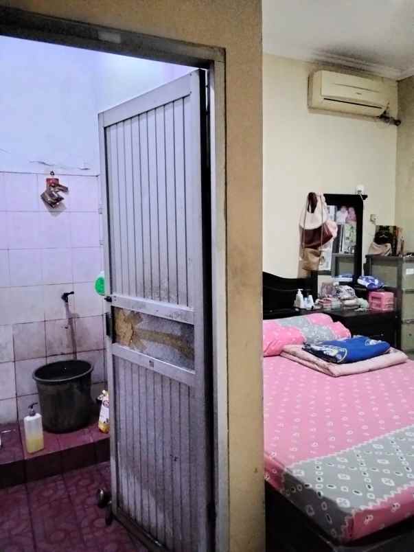 dijual rumah titian asri