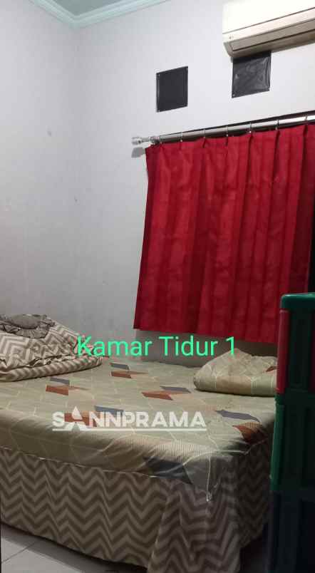 dijual rumah villa tanah baru beji