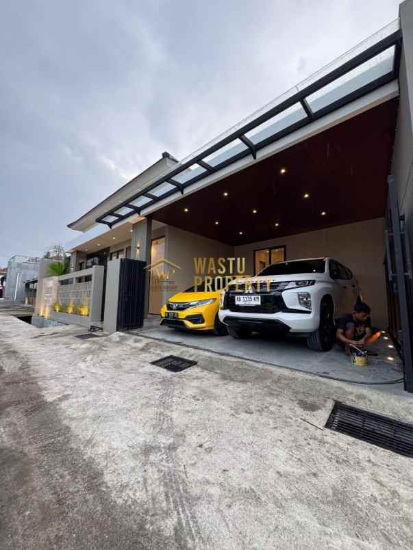 dijual rumah widodomartani