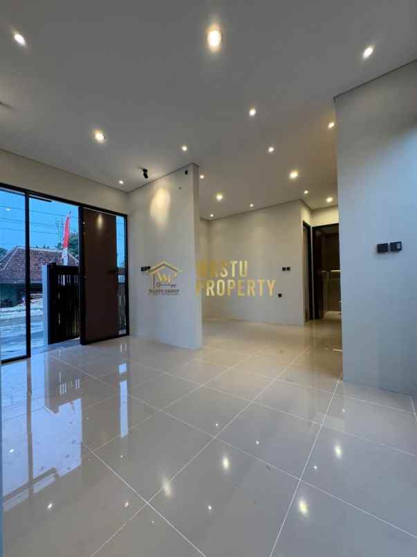 dijual rumah widodomartani