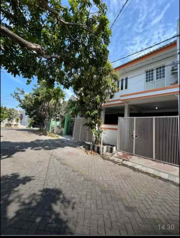 dijual rumah wiguna selatan