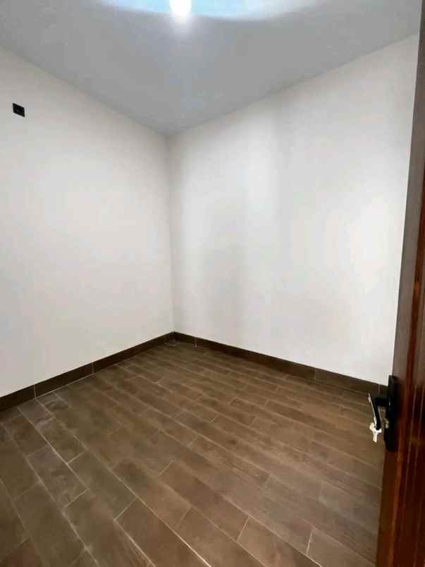 dijual rumah wisata kasongan