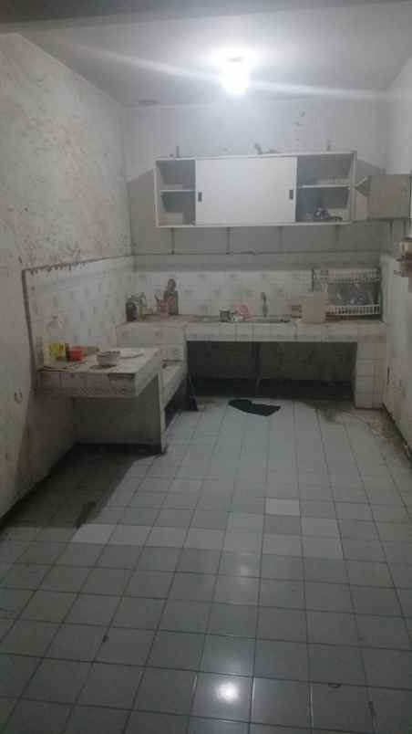 dijual rumah wisma permai