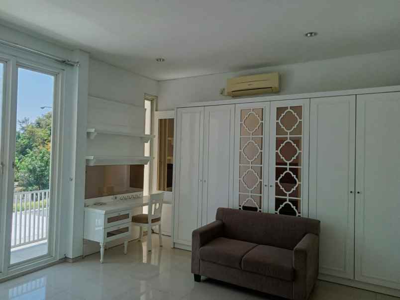 dijual rumah wisma permai barat surabaya