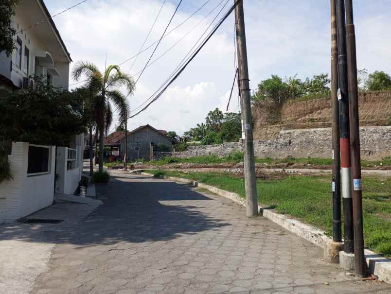 dijual tanah candi gebang