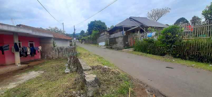 dijual tanah jalan barunagri