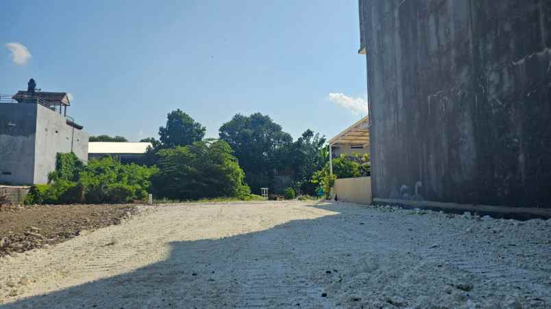 dijual tanah jalan gunung agung