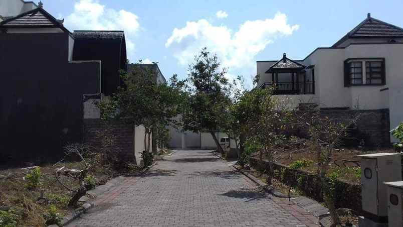 dijual tanah jalan nusa dua kuta badung