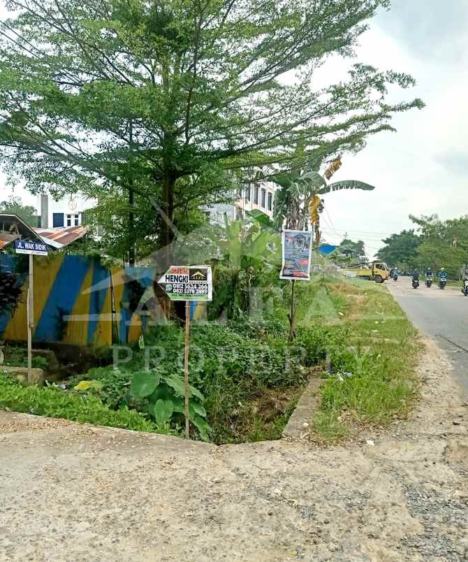 dijual tanah jalan perdana gg wasidik kota pontianak