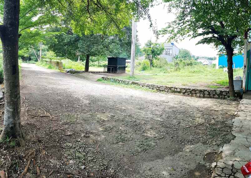 dijual tanah jalan raya kavling bri