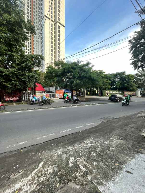 dijual tanah jalan raya kebayoran lama