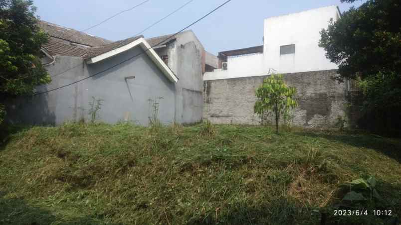 dijual tanah jalan raya pamulang