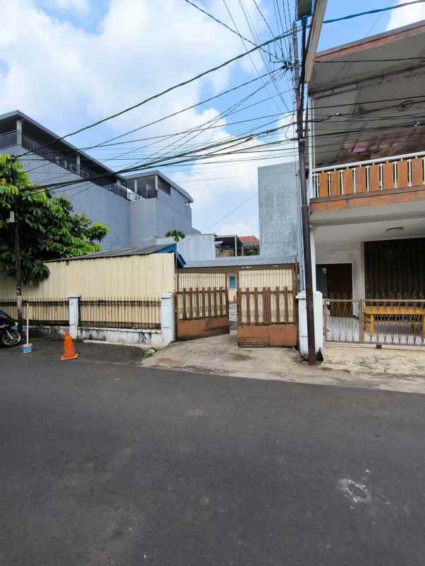 dijual tanah jl kembang abadi 1