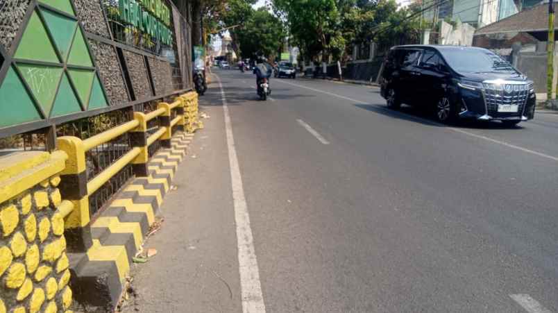 dijual tanah jl soekarno hatta kec batu