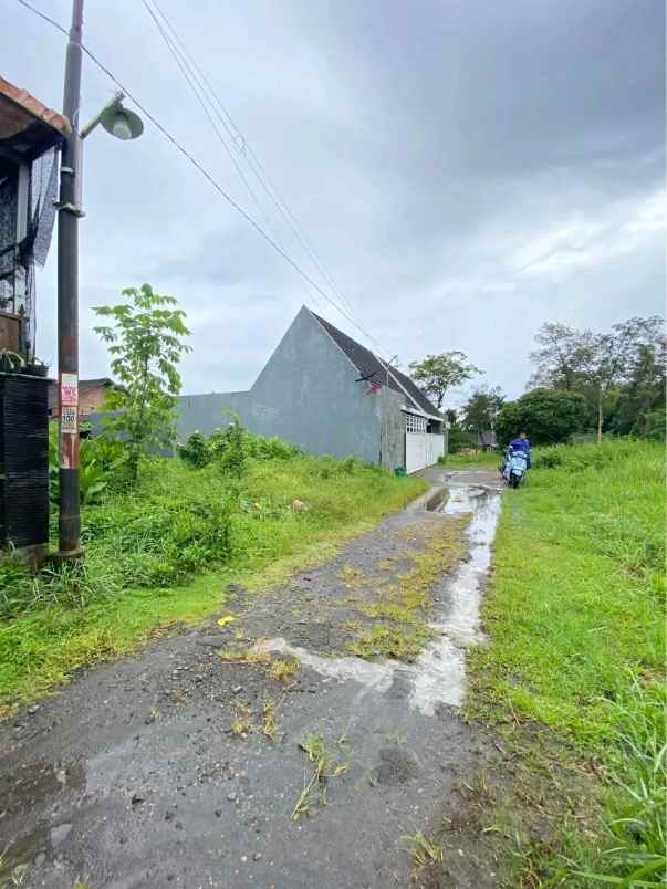 dijual tanah kampus uii