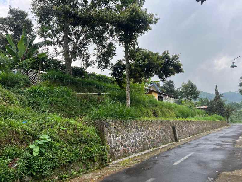 dijual tanah kemuning karanganyar