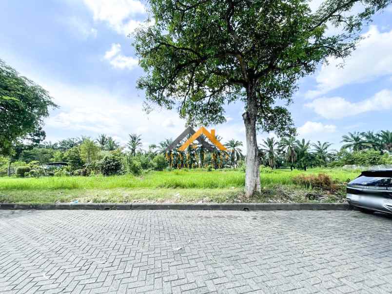 dijual tanah komplek graha metropolitan