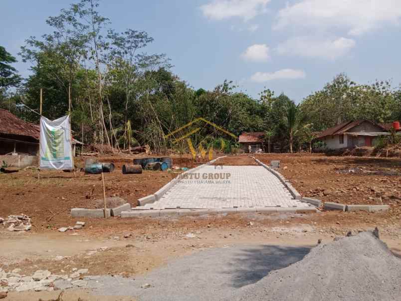 dijual tanah longgrongan